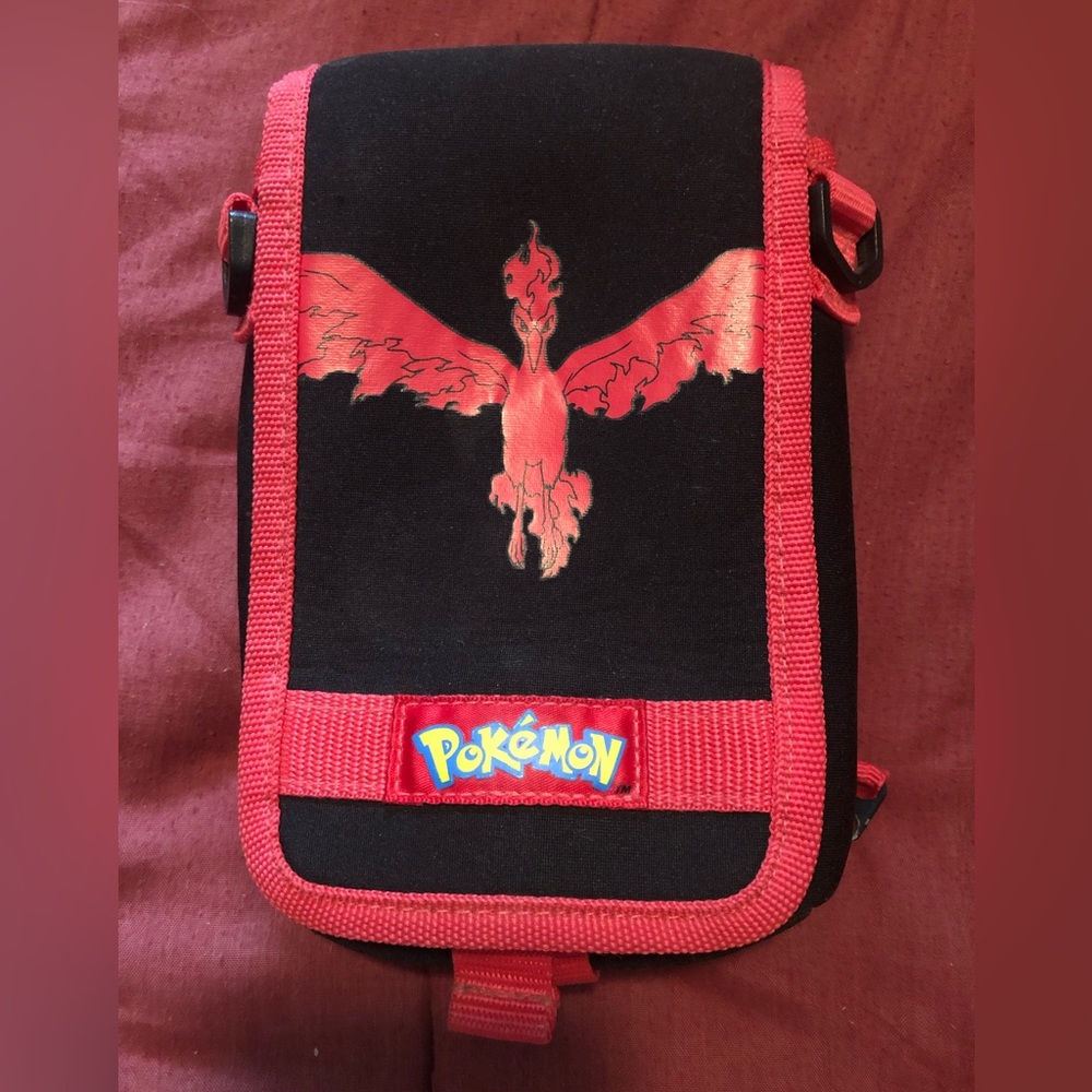 Hori Legendary Pokemon Travel Pouch Moltres - Case: Red for Nintendo3DS
